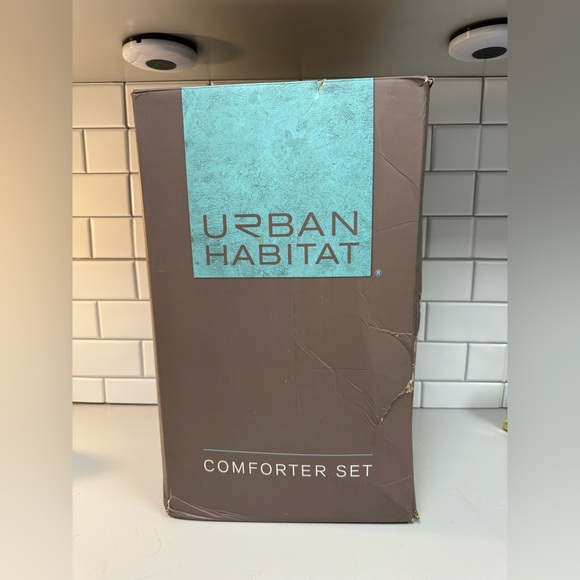 Urban Habitat Comforter Set - Picture 2 of 5